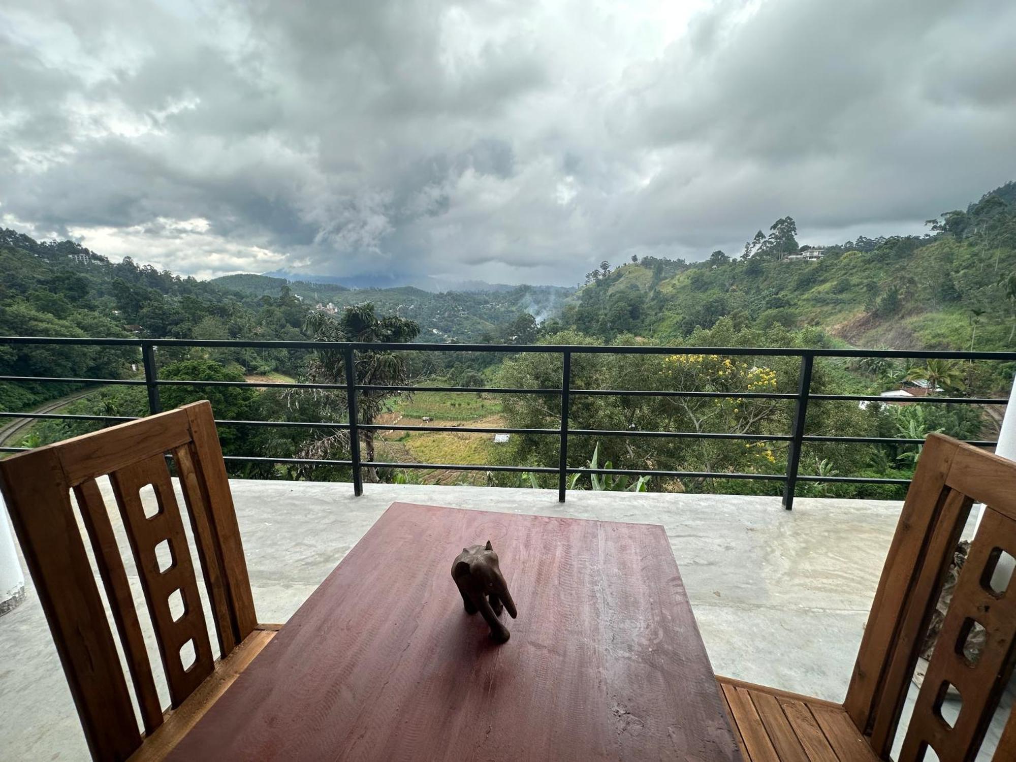 Hotel Ayubowan, Ella Extérieur photo